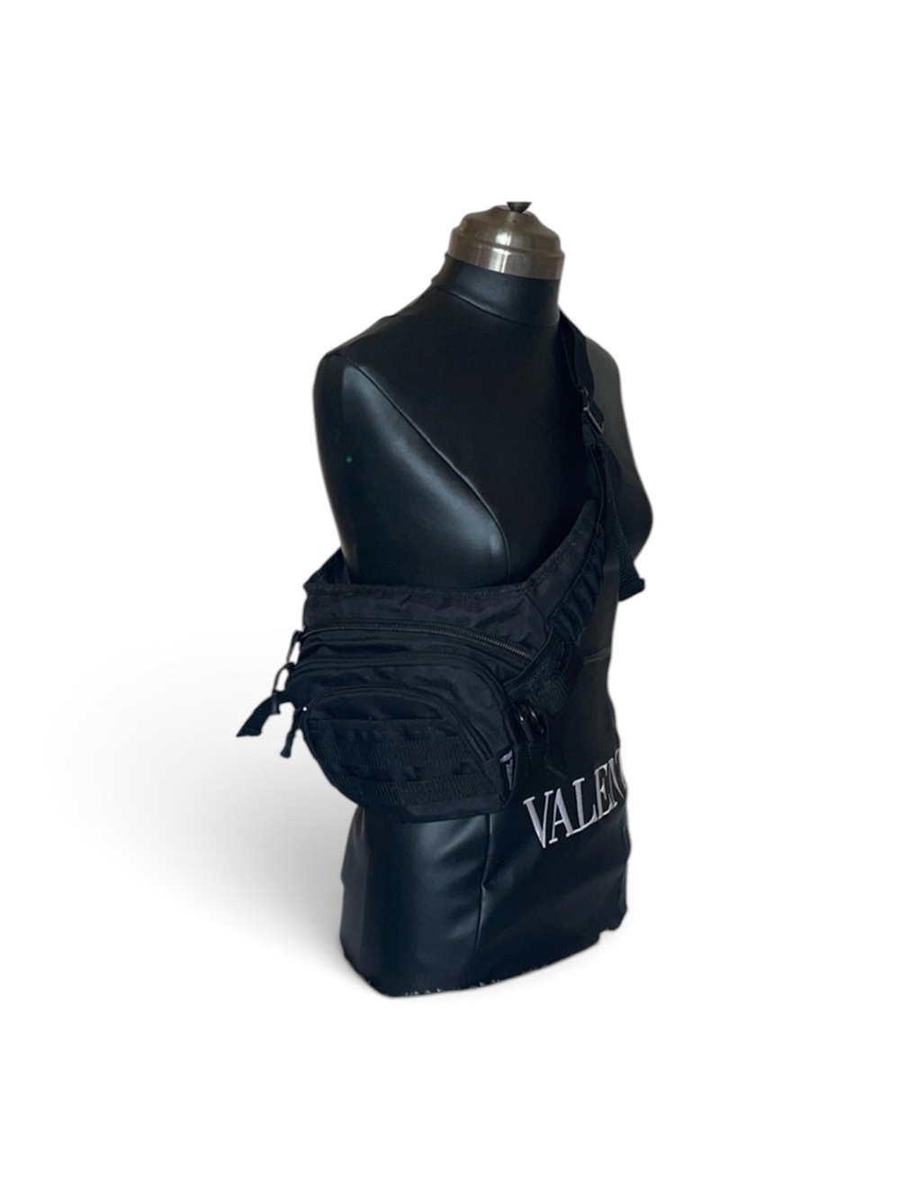Fastwest moon bag black polyester with 5 different pockets new no tags